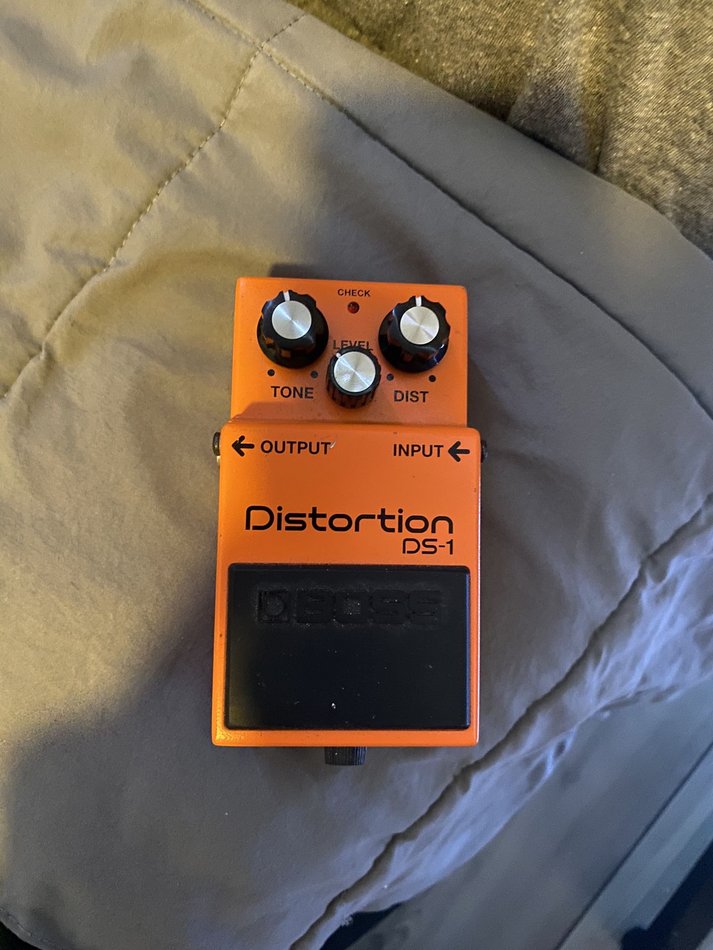 Boss Ds-1 Distortion Pedal