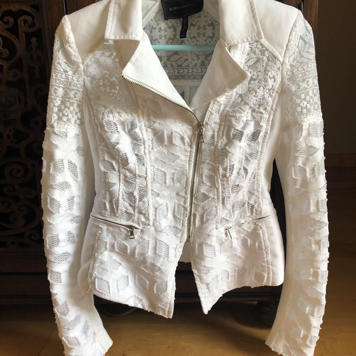 BCBG Max Azria Boe Moto jacket bcbg blazer bcbg moto jacket XXS BCBGMAXAZRIA JACKET for Sale in Keller TX OfferUp