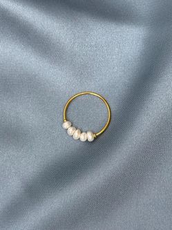 Gold Stainless Steel Ring with Pearls Size 8