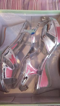 New silver wedges..NIB (size 9)