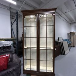 Traditional Wood Curio Display cabinet