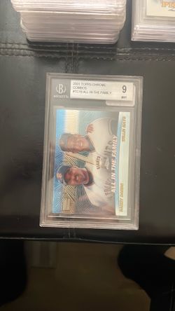 2001 Topps chrome combos all in the family trading card