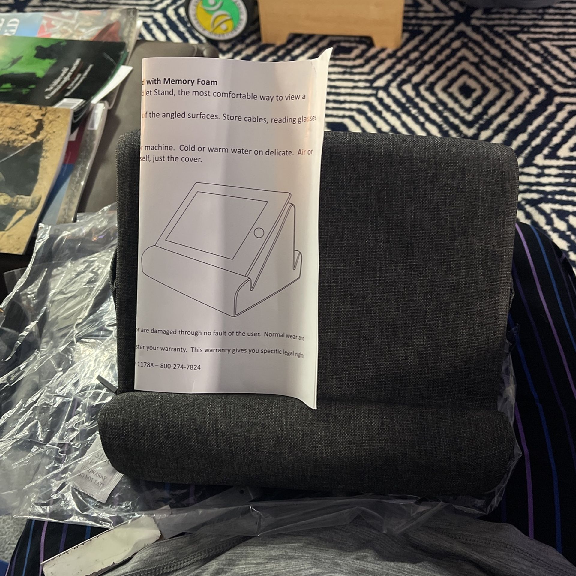 Dual Angle Tablet/cellphone Stand With Memory Foam