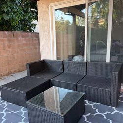 Patio Furniture With Table