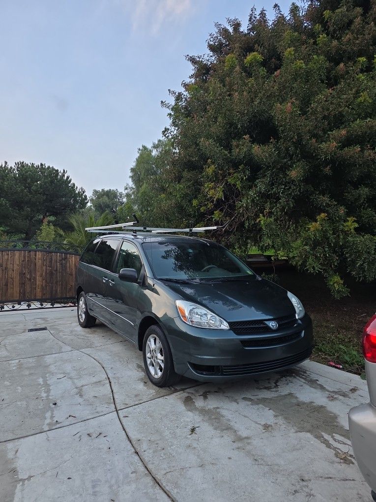 2006 Toyota Sienna
