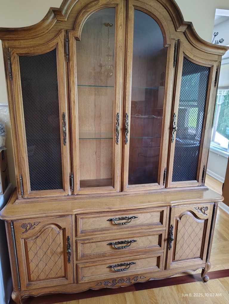 2-piece China Cabinet