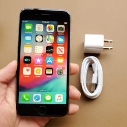 iPhone 6 - UNLOCKED - Like New  