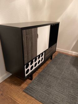 BEAUTIFUL WINE/BAR FURNITURE