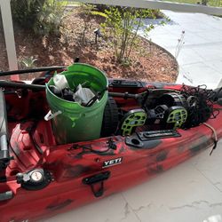 OldTown Predator Pedal Drive Kayak