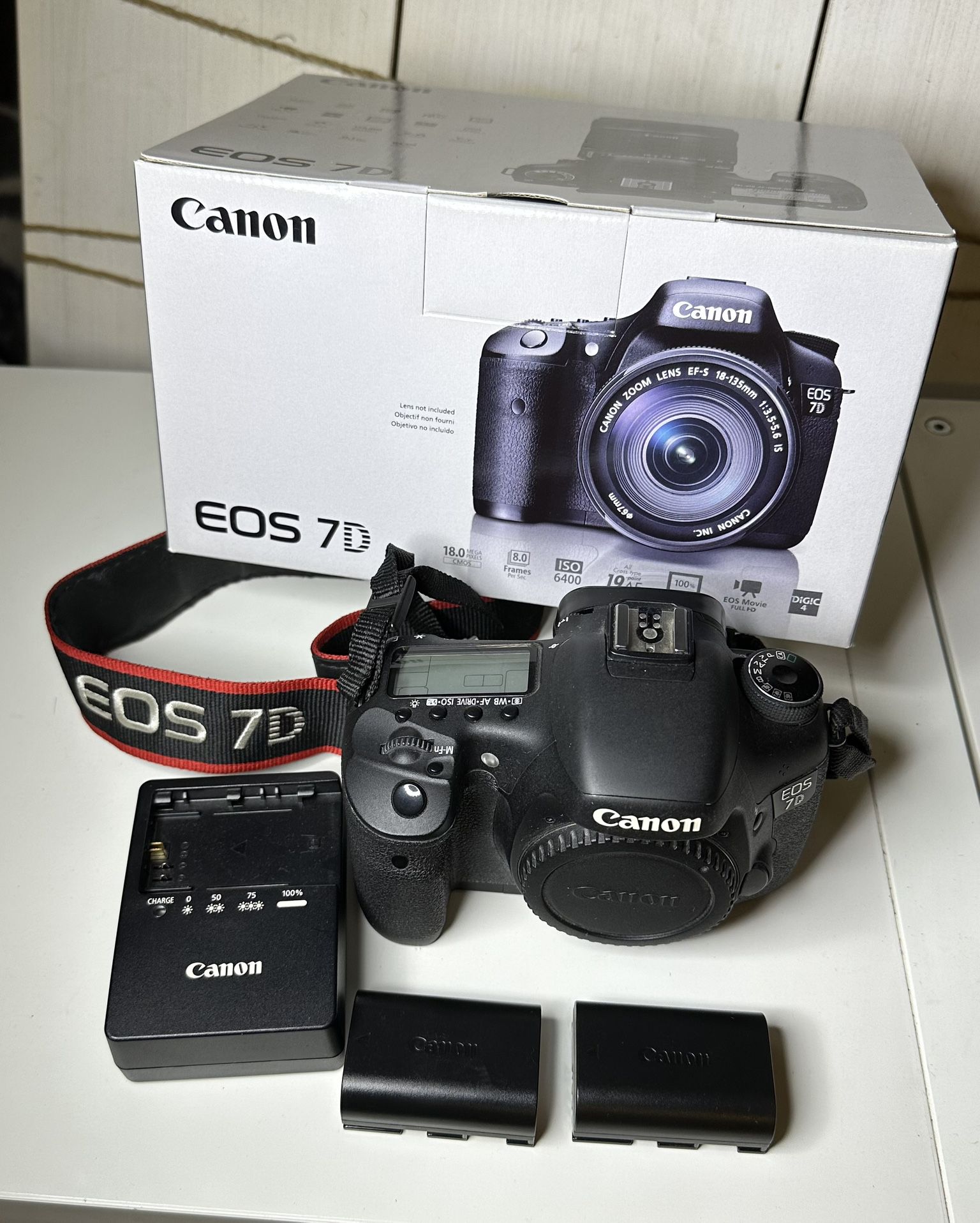 Canon 7D w/ EF 75-300mm F4-5.6L III