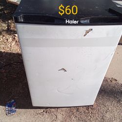 Haier Mini Fridge 