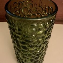 Vintage Indiana Glass Avocado, Green Vase