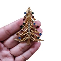 Vintage 1960s Gold Brooks Christmas Tree Pin Mid Century Baguette Rhinestones
