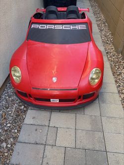 Power Wheels Porsche 911 GT3 Ride-On Car – Red, 2-Seater