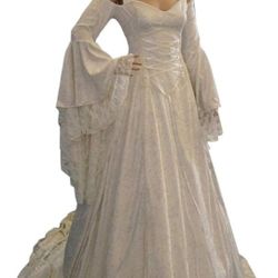 Wedding Dress (Never Worn)