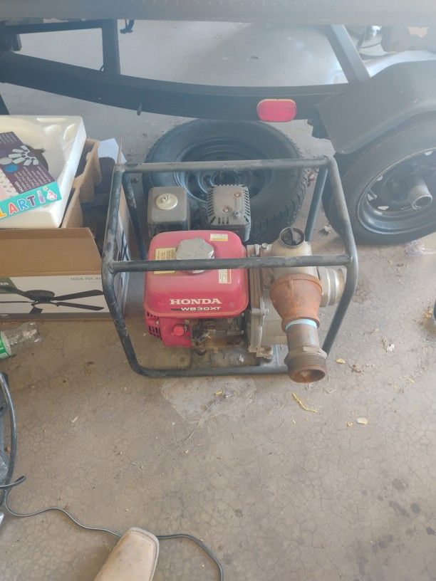Water Pump With Pond Suction Hose