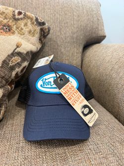 $40 New with tags von Dutch hats