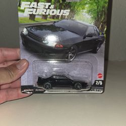 HOT WHEELS FAST AND FURIOUS NISSAN SKYLINE GT-R BNR32 