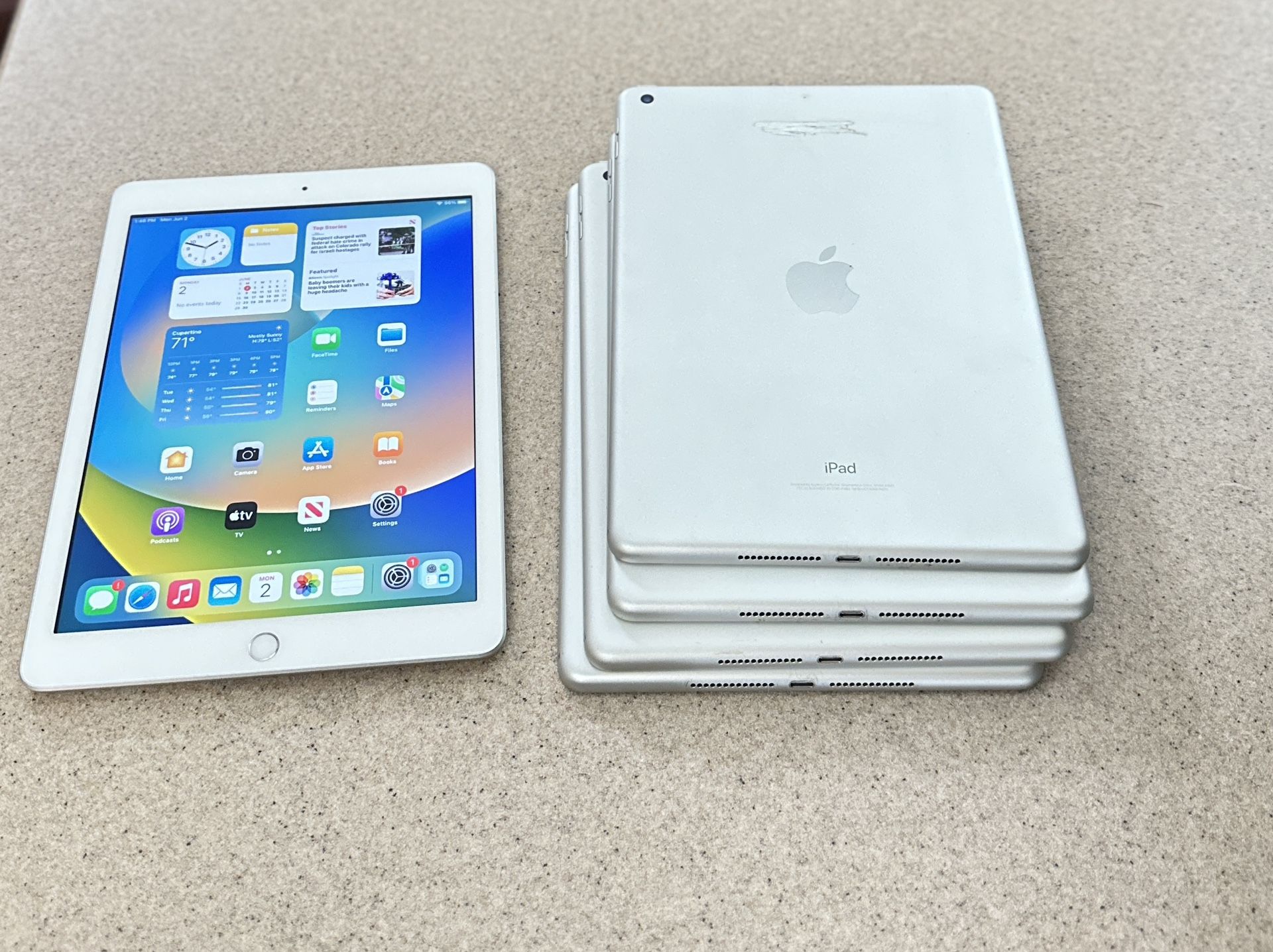 iPad 5 32GB $90 each