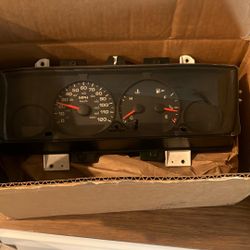 2000 Dodge Neon Cluster W/O Tach
