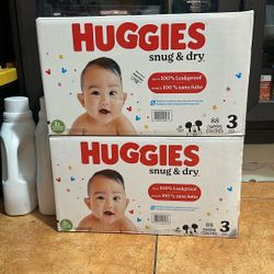 Huggies Snug And Dry Size 3 Sold As Set 2X$40 176ct Total Diapers 