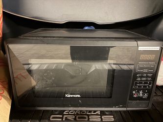 Kenmore Black Countertop Microwave