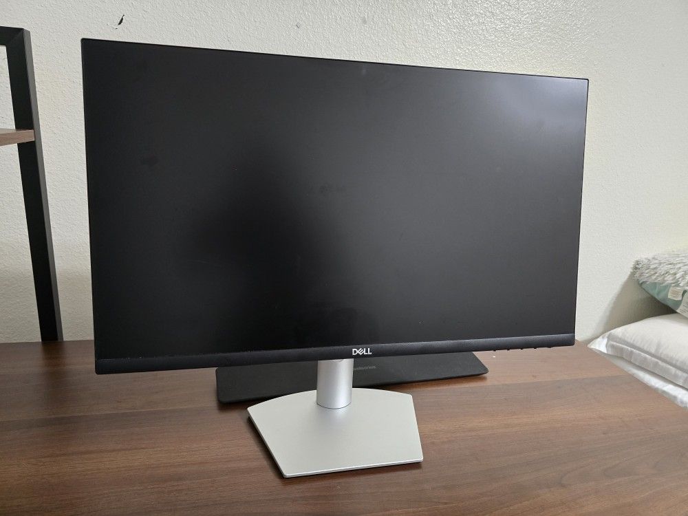 Dell 24" Monitor 