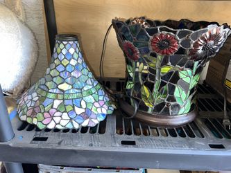 Tiffany Style Stained Glass Foral Vase Lamp And Floral Lamp Shade