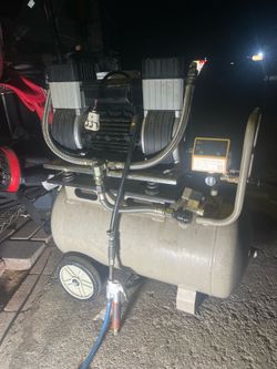 Must sale asap compressors best offer no lowballers….