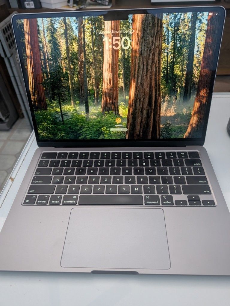 2022 Macbook Air M2