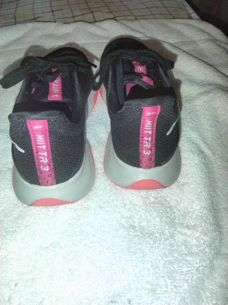Women's Shoes Size 6.5