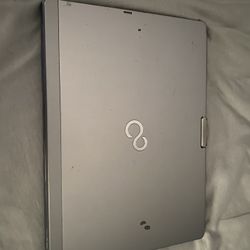 Fujitsu laptop (touchscreen )