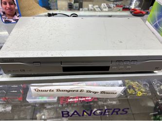 Sharp DV-S1U DVD/CD Player