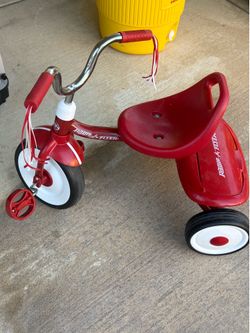 Never used radio Flyer tricycle