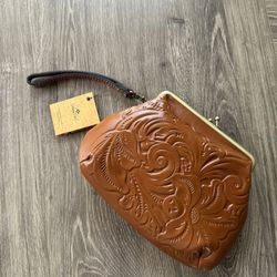 Patricia Nash Savena Wristlet