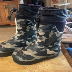 Western Chief Water Proof Boots 11/12 Children’s 