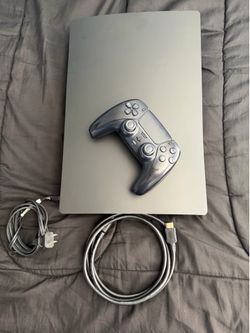 Black digital Ps5 console like new, Serious inquiries only.
