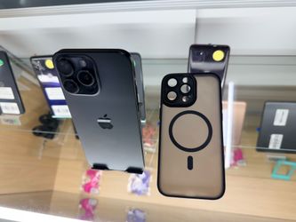 iPhone 15 Pro Max (Unlocked For All Carriers)