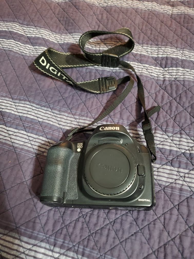 Canon EOS 10D body only