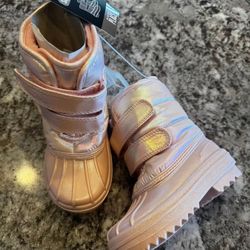 Toddler Girl Snow Boots Size 7