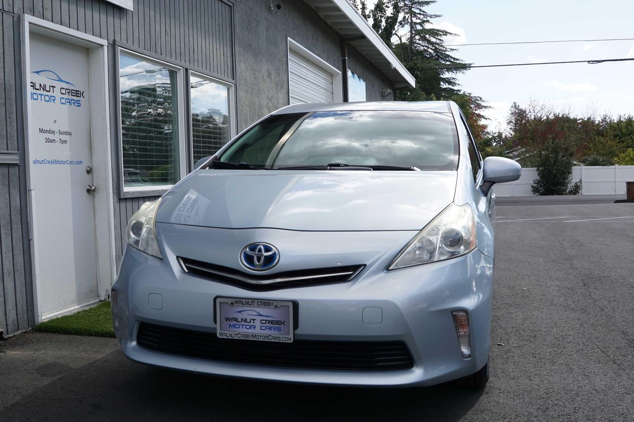 2014 Toyota Prius v