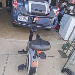 Stationary Bike Works Excellent 