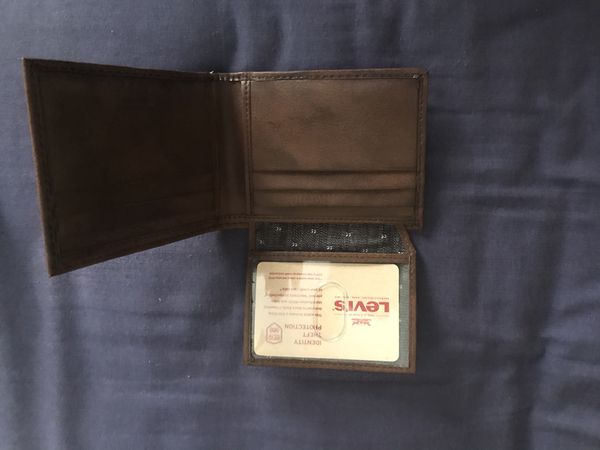 Leather wallets for Sale in Myrtle Beach, SC - OfferUp