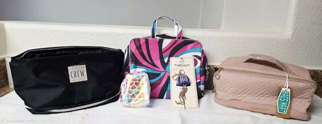 Cosmetic bags & Accessories Bundle