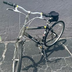 Giant Cypress DX Men’s Comfort Hybrid Bicycle