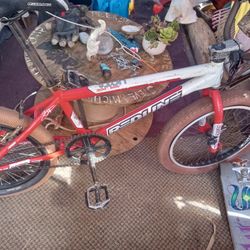 Redline flight pro BMX BIKE Red & White With Alex Y 303 Rims Original RARE asking $99