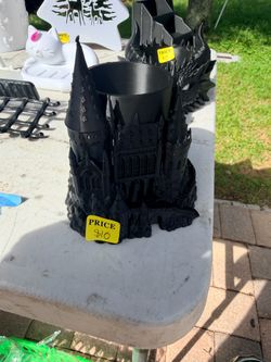Hogwarts Castle Pen Holder – Harry Potter Desk Organizer