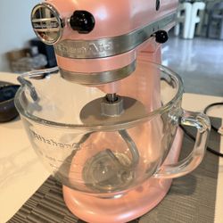 Beautiful Pale Pink Limited Edition Kitchen Aid Mixer