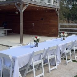 Set of 6 Rectangular Tablecloths And 30 Red Napkins 