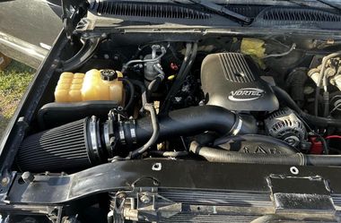 Chevy Silverado gmc Sierra cold air intake Kit (brand new) 99-06